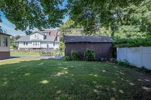 4 Grammont Rd, Worcester, MA 01607 - Photo 27