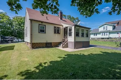 4 Grammont Rd, Worcester, MA 01607 - Photo 29