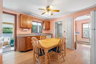 4 Grammont Rd, Worcester, MA 01607 - Photo 7