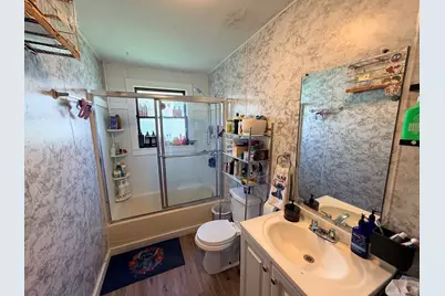 264 Mechanic St, Leominster, MA 01453 - Photo 11