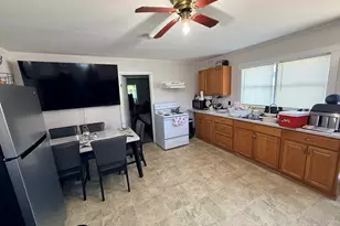 264 Mechanic St, Leominster, MA 01453 - Photo 13