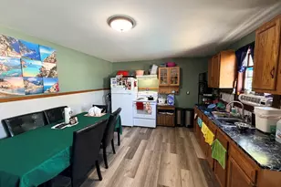 264 Mechanic St, Leominster, MA 01453 - Photo 9