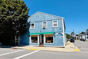 264 Mechanic St, Leominster, MA 01453 - Photo 1