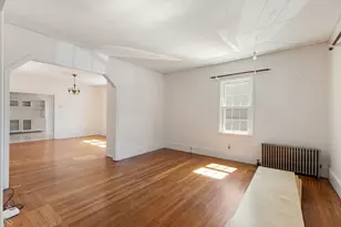 22 Clyde St, Somerville, MA 02144 - Photo 5