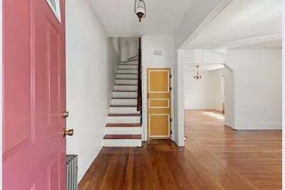 22 Clyde St, Somerville, MA 02144 - Photo 3