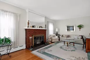 24 Lindbergh Ave, Holyoke, MA 01040 - Photo 25