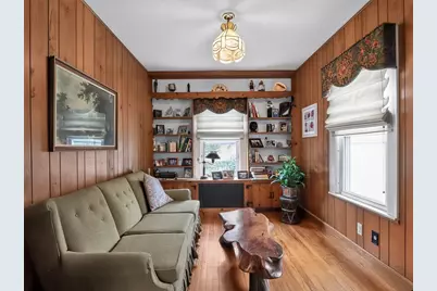 24 Lindbergh Ave, Holyoke, MA 01040 - Photo 27