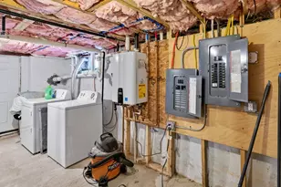 413 Kennedy St, Fall River, MA 02721 - Photo 7