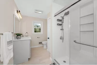 19 Butler Ave, Wakefield, MA 01880 - Photo 9