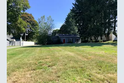 110 River St, Hudson, MA 01749 - Photo 3