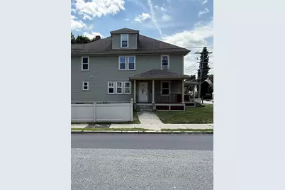 3 Mansfield St #A, Framingham, MA 01702 - Photo 1