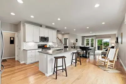 65 Brooksmont Dr #15, Holliston, MA 01746 - Photo 5