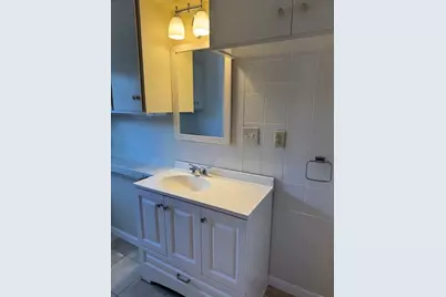 253 Humphrey St #2, Marblehead, MA 01945 - Photo 17