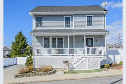 138 Sprague St, Fall River, MA 02724 - Photo 3