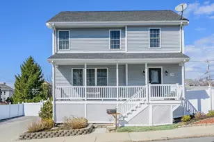 138 Sprague St, Fall River, MA 02724 - Photo 3