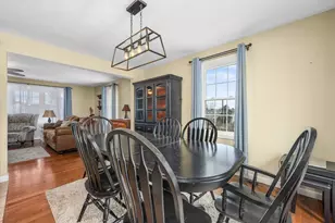 138 Sprague St, Fall River, MA 02724 - Photo 15
