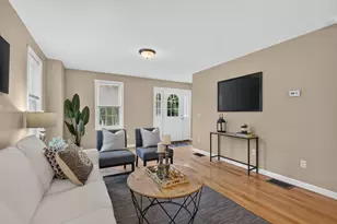 34 1/2 Briggs St, Taunton, MA 02780 - Photo 7