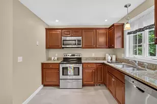 34 1/2 Briggs St, Taunton, MA 02780 - Photo 13