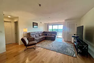 3920 Mystic Valley Pkwy, Medford, MA 02155 - Photo 7