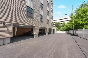 75 Willow Ct, Boston, MA 02125 - Photo 13
