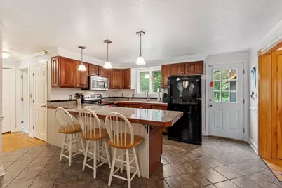 17 June Street, Pepperell, MA 01463 - Photo 7
