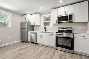 83 Oak St, Uxbridge, MA 01569 - Photo 15