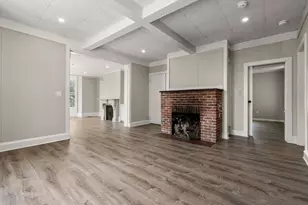 83 Oak St, Uxbridge, MA 01569 - Photo 7
