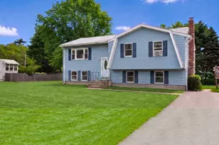 15 Pine Tree Dr, Plainville, MA 02762 - Photo 1