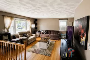15 Pine Tree Dr, Plainville, MA 02762 - Photo 3