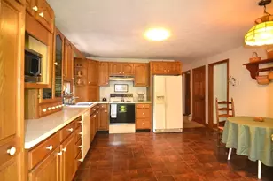 75 Winter St, Bridgewater, MA 02324 - Photo 9