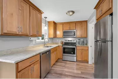 141 Thissell Ave #26, Dracut, MA 01826 - Photo 9