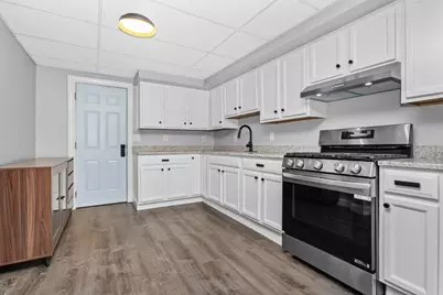 112 Hampshire St, Lowell, MA 01850 - Photo 5
