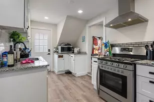 112 Hampshire St, Lowell, MA 01850 - Photo 23