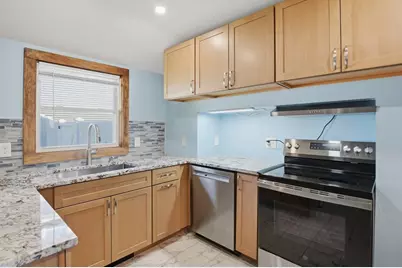 35 Edgewater Drive, Blackstone, MA 01504 - Photo 11