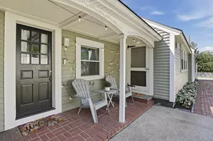 35 Edgewater Dr, Blackstone, MA 01504 - Photo 3