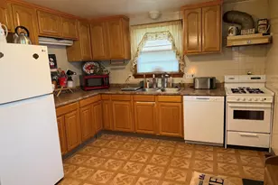 35 Townsend Terrace, Framingham, MA 01701 - Photo 5