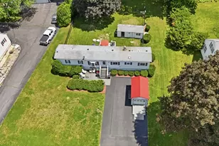 8 Donahue Ln, Grafton, MA 01536 - Photo 3