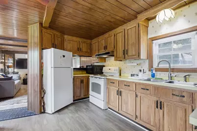 8 Donahue Lane, Grafton, MA 01536 - Photo 15