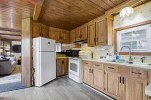 8 Donahue Ln, Grafton, MA 01536 - Photo 15