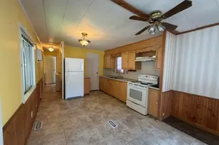 1237 Central, Leominster, MA 01453 - Photo 9