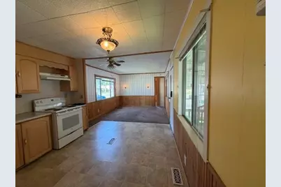 1237 Central #21, Leominster, MA 01453 - Photo 13