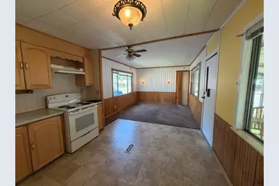 1237 Central #21, Leominster, MA 01453 - Photo 11