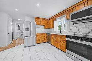 26 Westside Ave, North Attleboro, MA 02760 - Photo 13