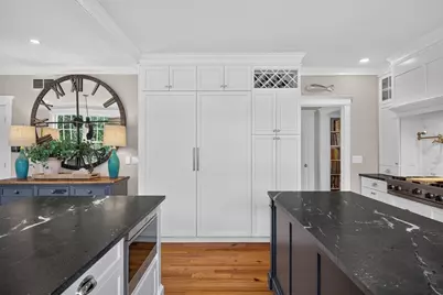 129 Racing Beach Ave, Falmouth, MA 02540 - Photo 9