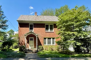 39 Hillside Rd, Northampton, MA 01060 - Photo 1