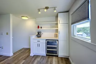 16 Freeman Ave, Sandwich, MA 02563 - Photo 5