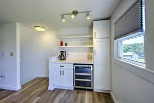16 Freeman Ave, Sandwich, MA 02563 - Photo 5