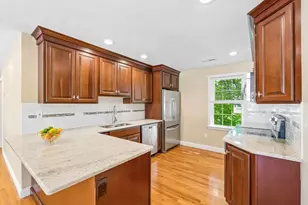71 Hillcrest Rd, Marlborough, MA 01752 - Photo 7
