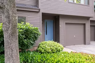 401 Colonial Dr, Ipswich, MA 01938 - Photo 3