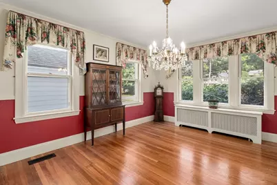 7 Grantland Rd, Wellesley, MA 02481 - Photo 7